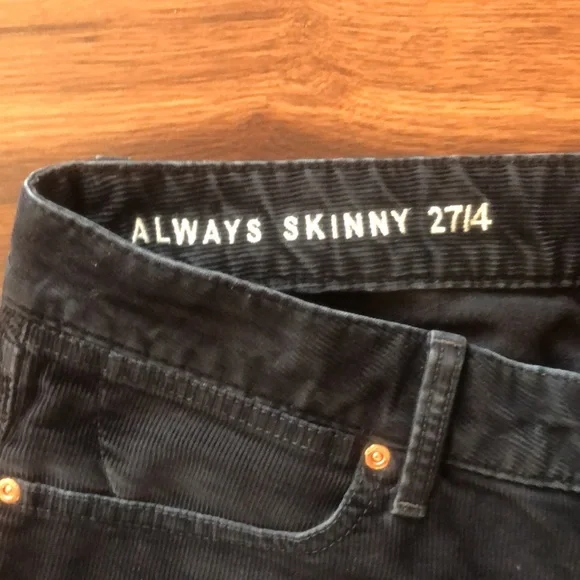 Gap Corduroy Jeans - Picture 3 of 3